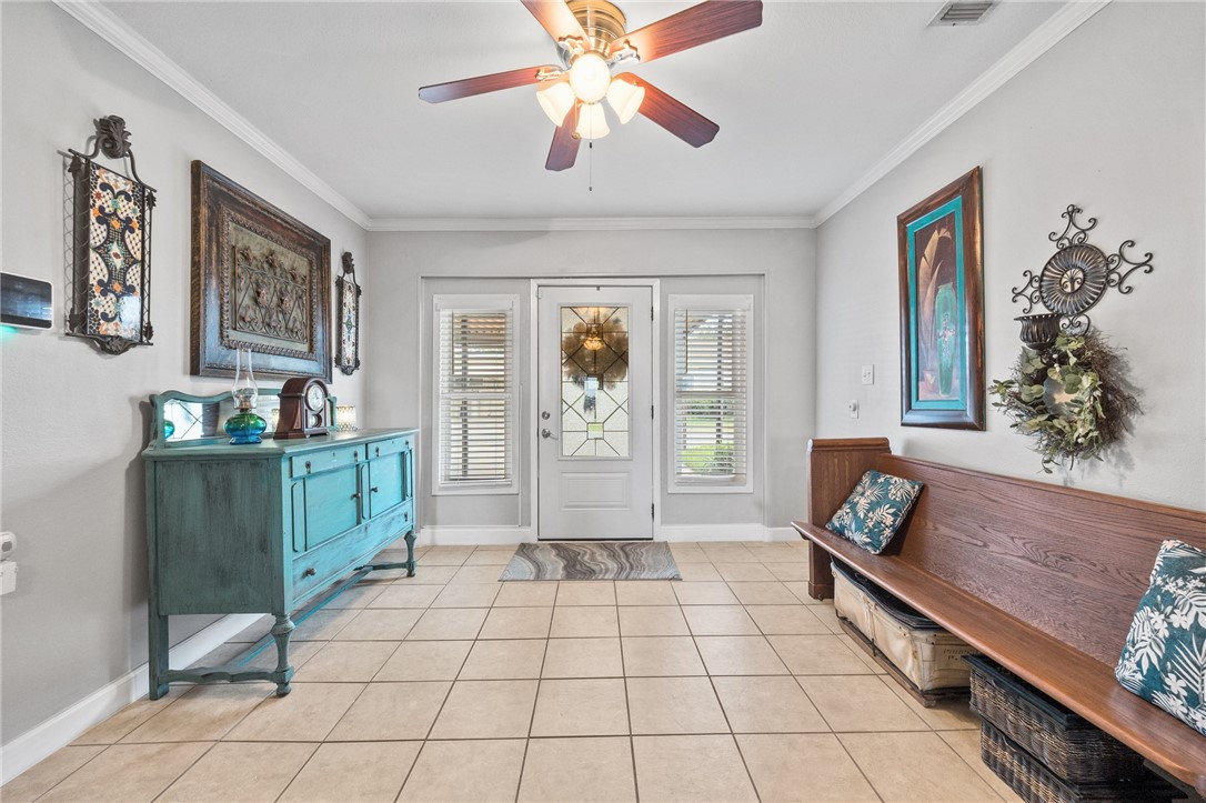 116 Sunset Dr, Mathis, TX, 78368 | 474708 | Realty Texas LLC