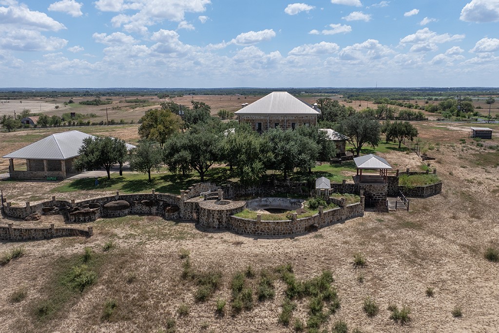 6887 Von Ormy RD, Von Ormy, TX, 78073 | 1590698 | Realty Texas LLC