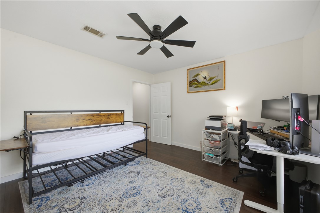 2012 Red River Drive, Bryan, TX, 77802 | 26004237 | Realty Texas LLC