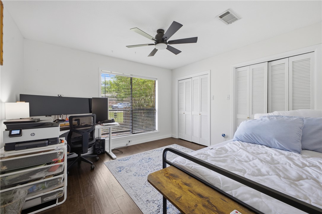 2012 Red River Drive, Bryan, TX, 77802 | 26004237 | Realty Texas LLC