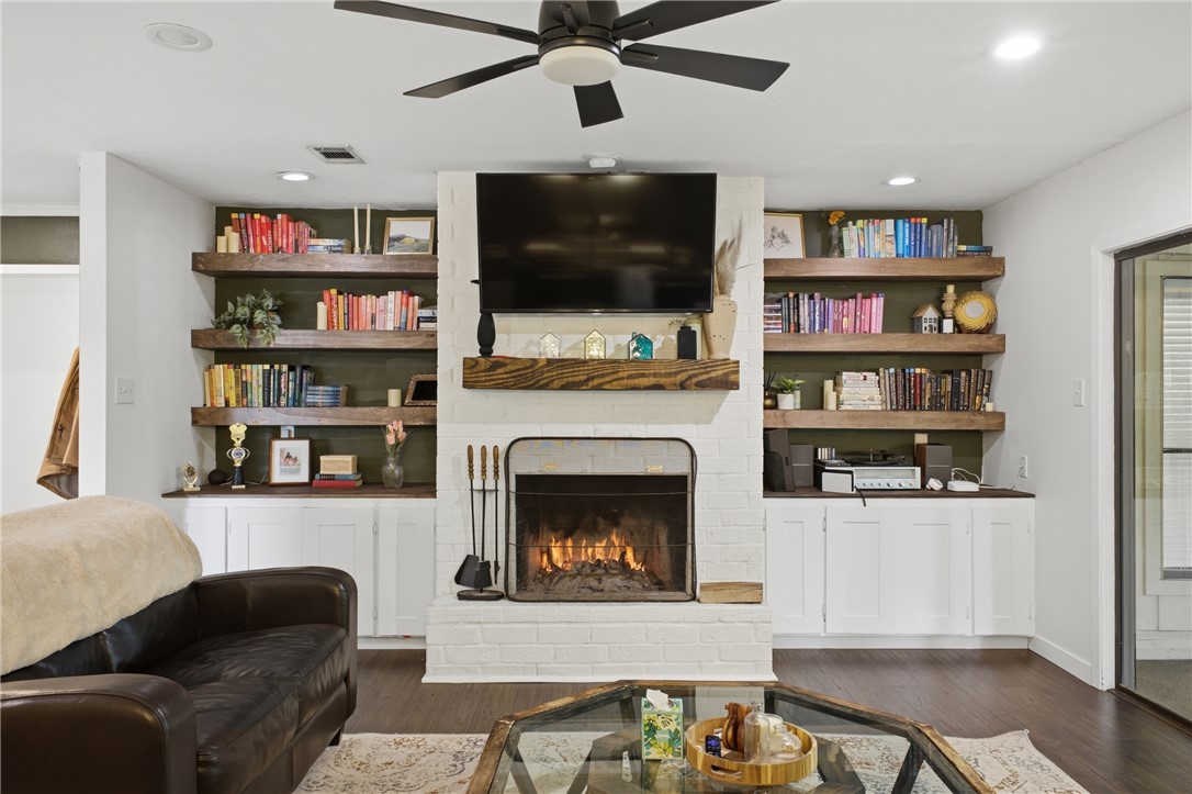 2012 Red River Drive, Bryan, TX, 77802 | 26004237 | Realty Texas LLC