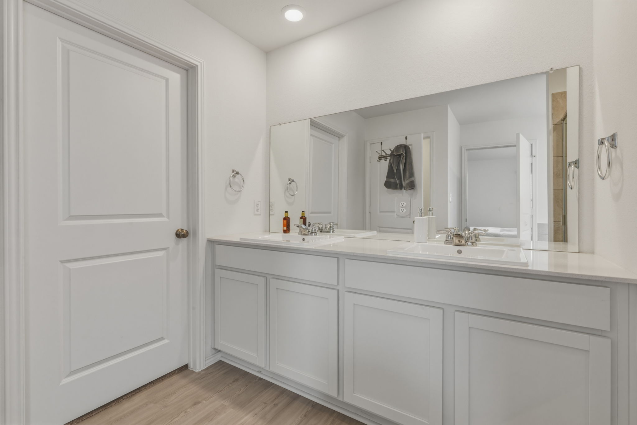 185 Sormonne LOOP, Kyle, TX, 78640 | 2485764 | Realty Texas LLC