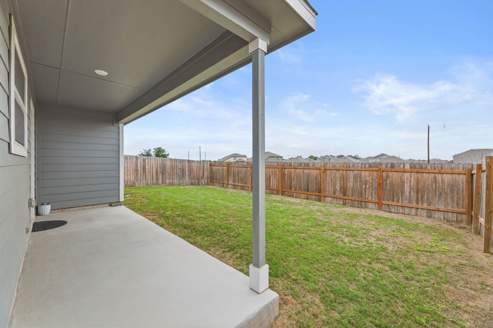 185 Sormonne LOOP, Kyle, TX, 78640 | 2485764 | Realty Texas LLC