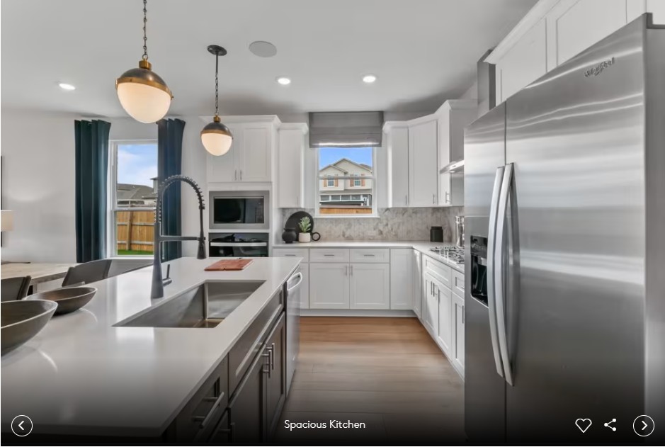 184 Bridge Deck LOOP, Kyle, TX, 78640 | 6584552 | Realty Texas LLC