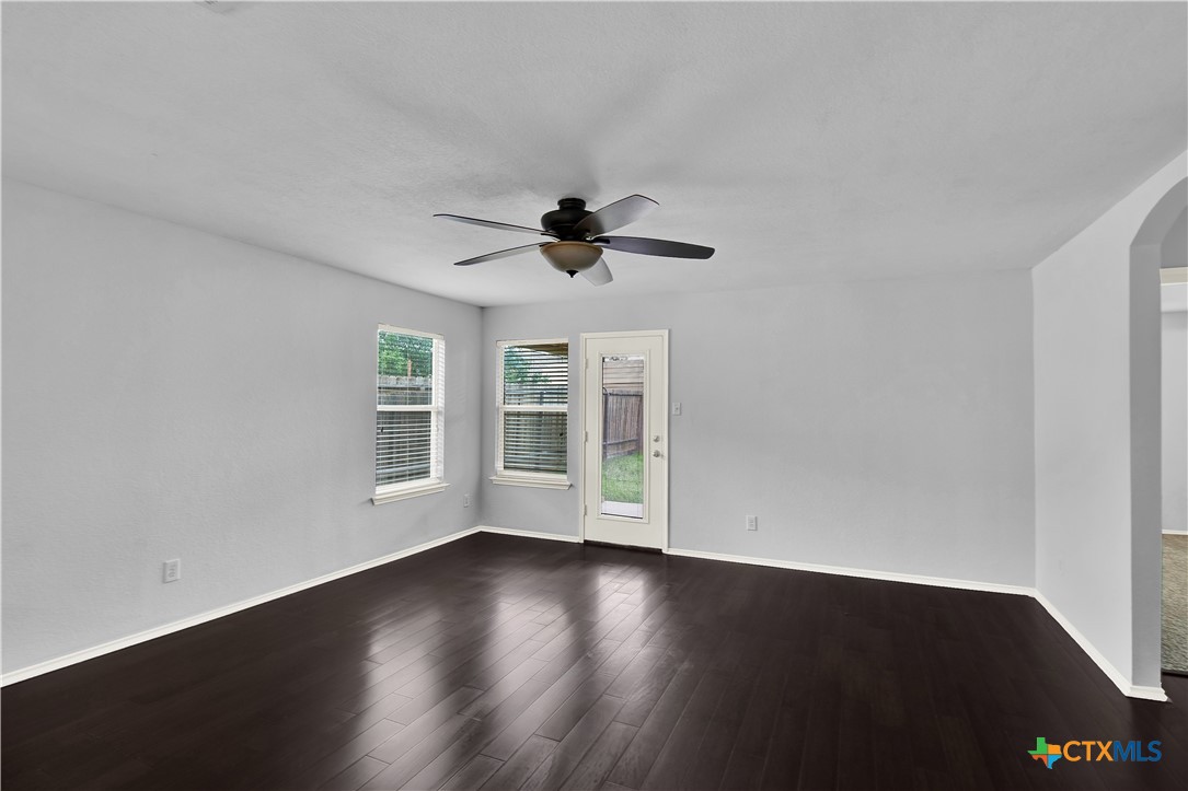 117 Bashaw Loop, Temple, TX, 76502 | 611560 | Realty Texas LLC