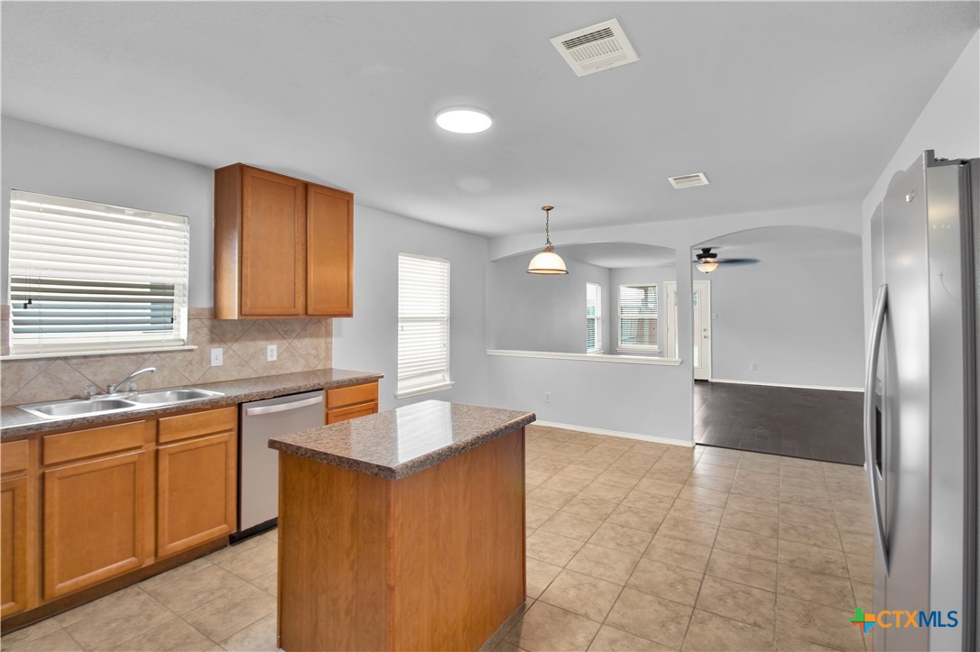 117 Bashaw Loop, Temple, TX, 76502 | 611560 | Realty Texas LLC