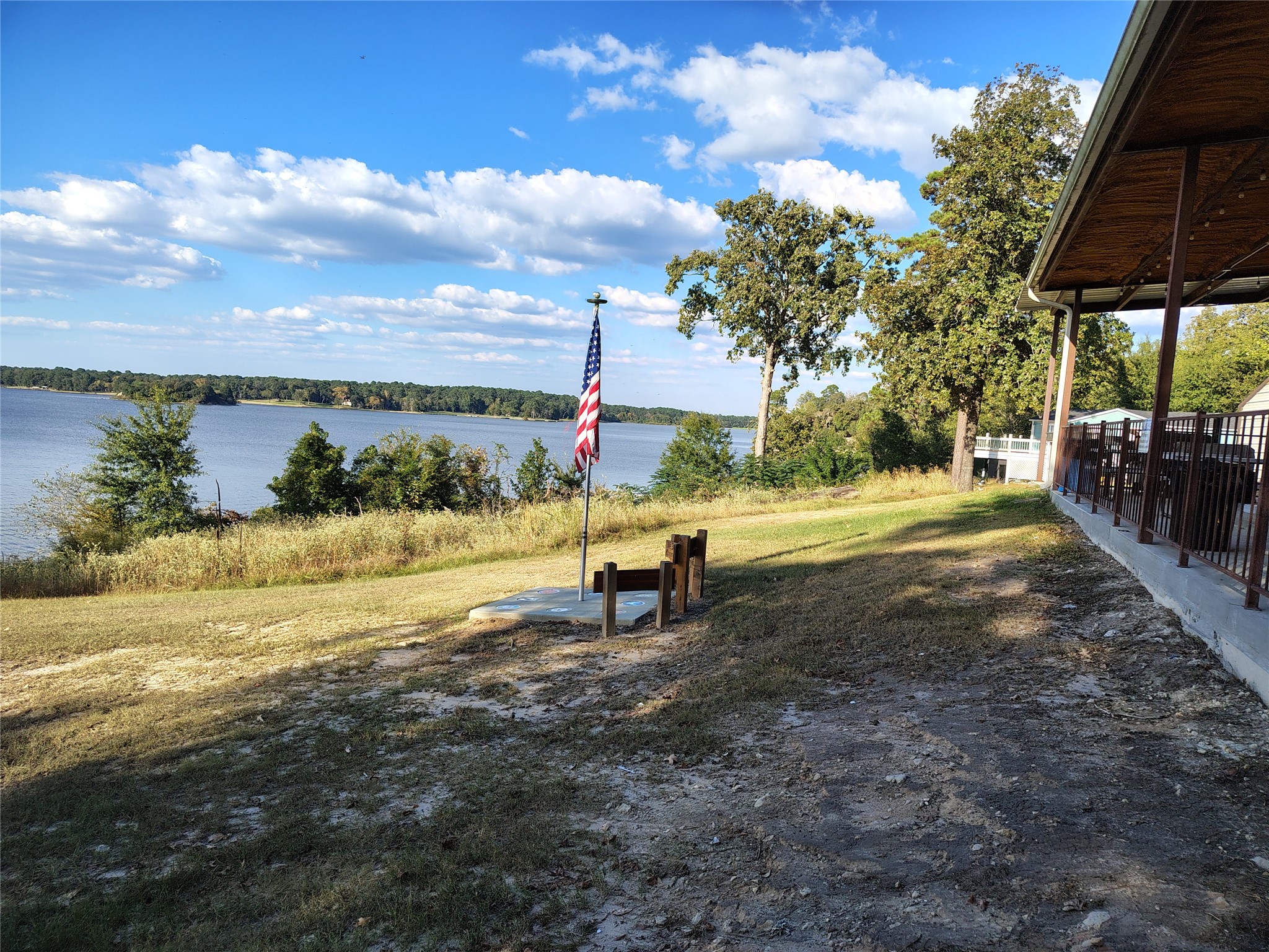 404 Lakeside Loop, Trinity, TX, 75862 | 21744772 | Realty Texas LLC