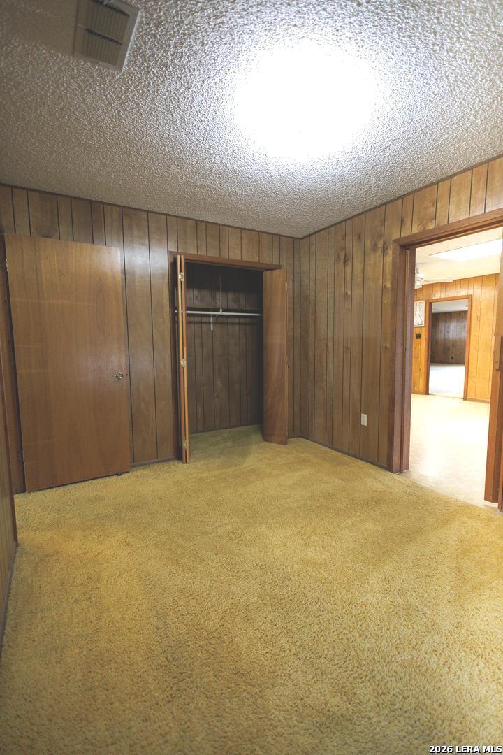 105 S Sayers, Devine, TX, 78016 | 1955769 | Realty Texas LLC