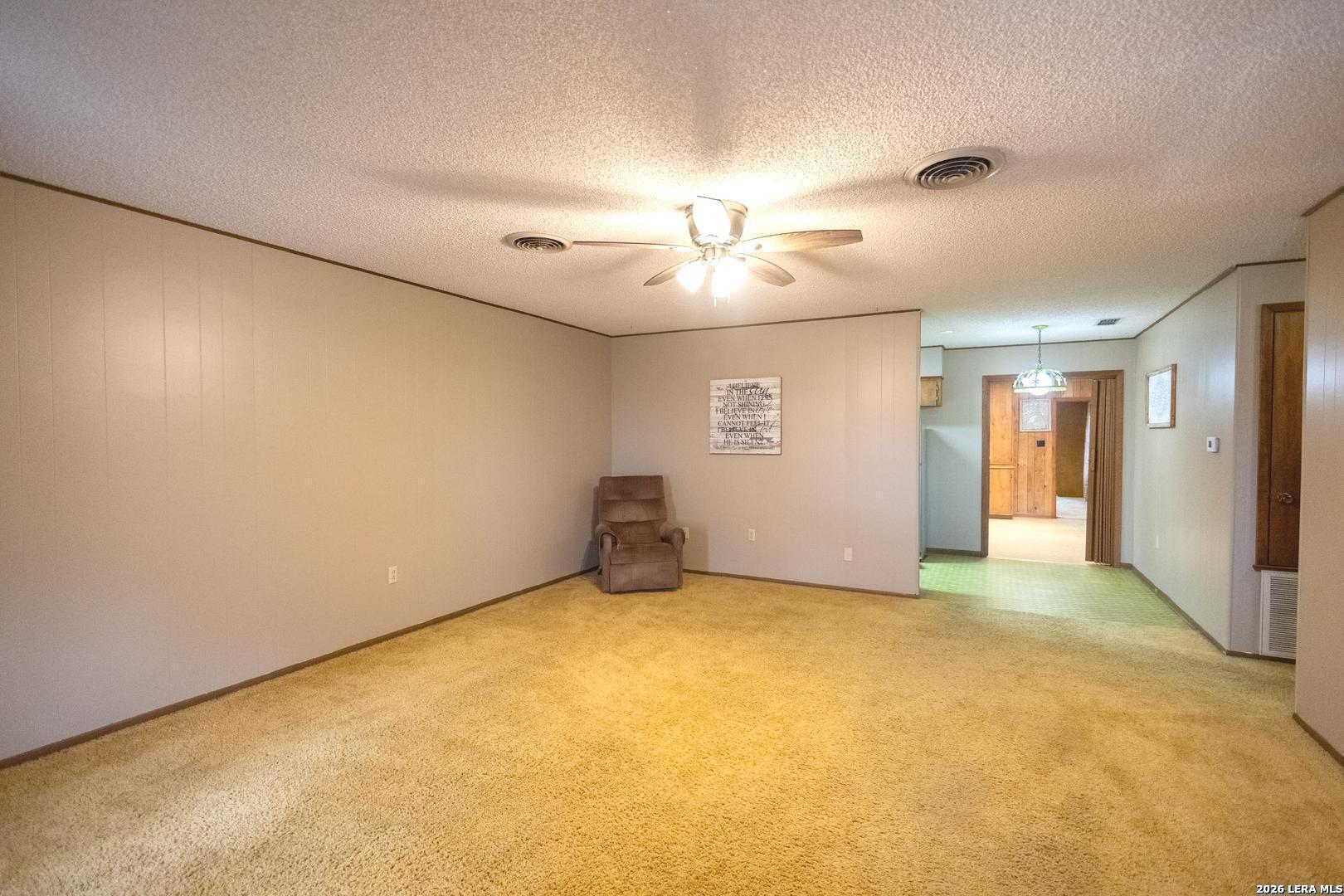 105 S Sayers, Devine, TX, 78016 | 1955769 | Realty Texas LLC