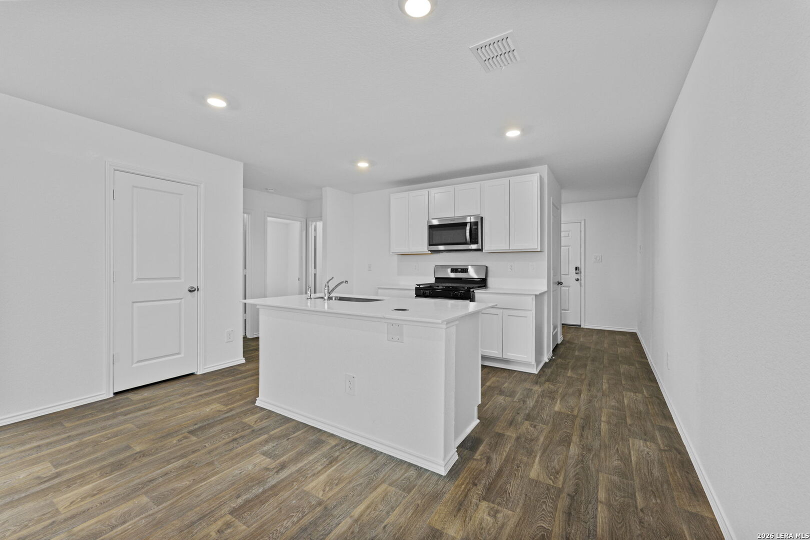 15427 Mint Patch Meadow, Von Ormy, TX, 78073 | 1956058 | Realty Texas LLC