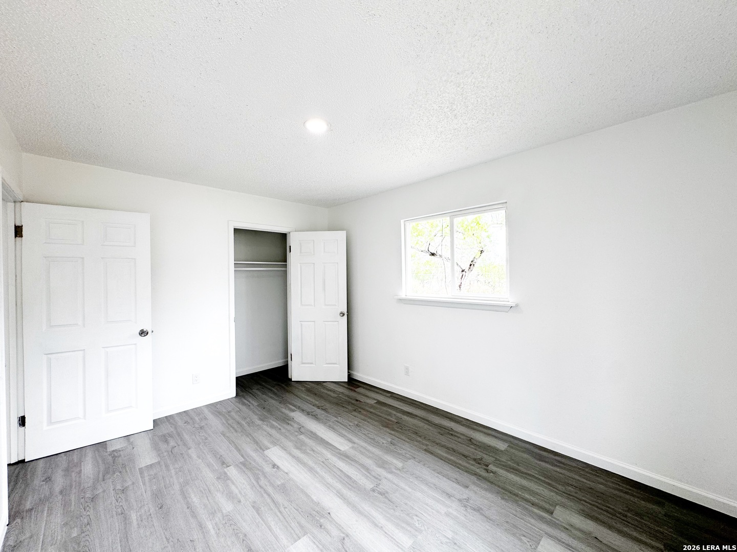 501 CORLEY DR, Devine, TX, 78016 | 1957343 | Realty Texas LLC