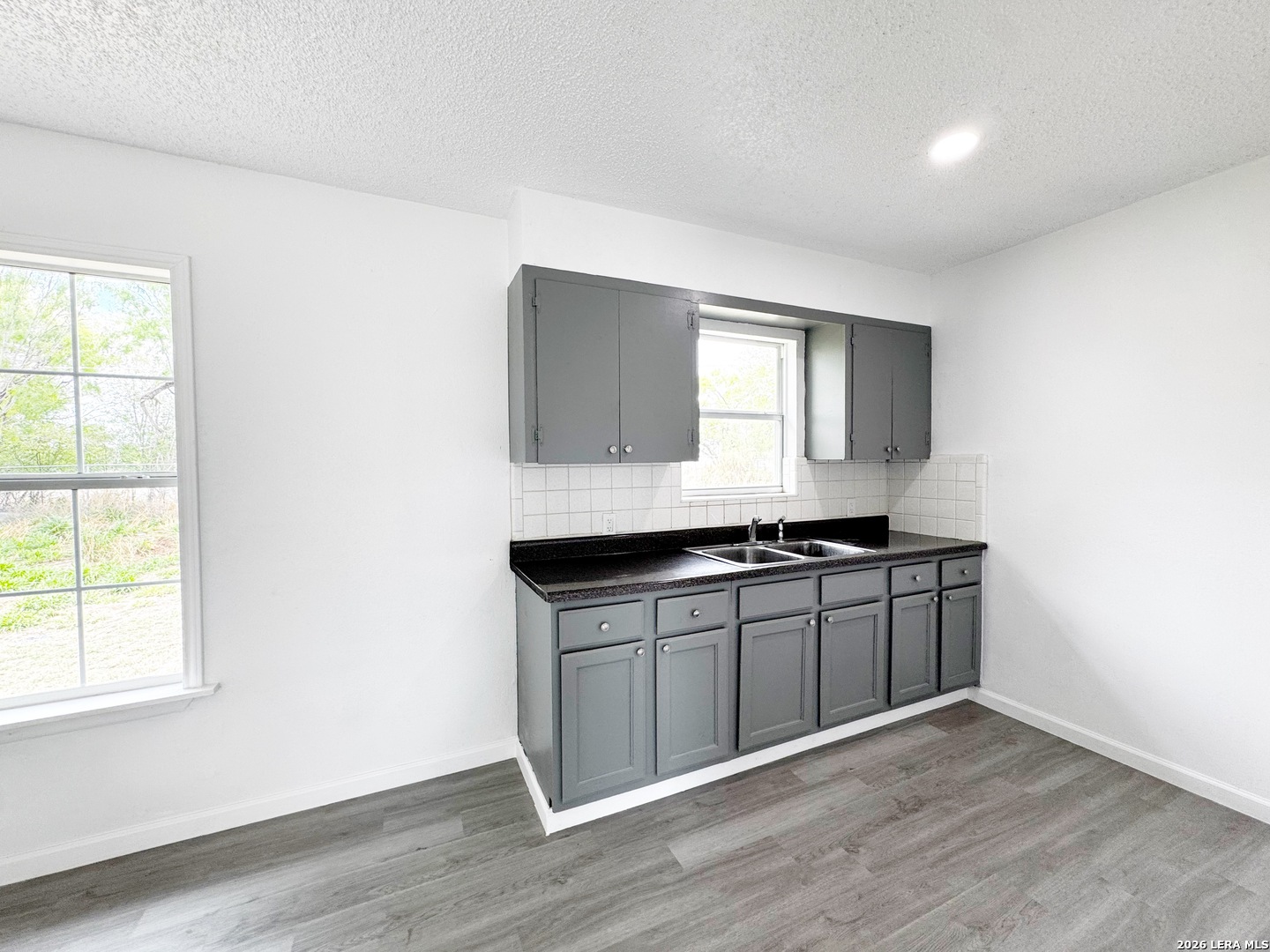 501 CORLEY DR, Devine, TX, 78016 | 1957343 | Realty Texas LLC