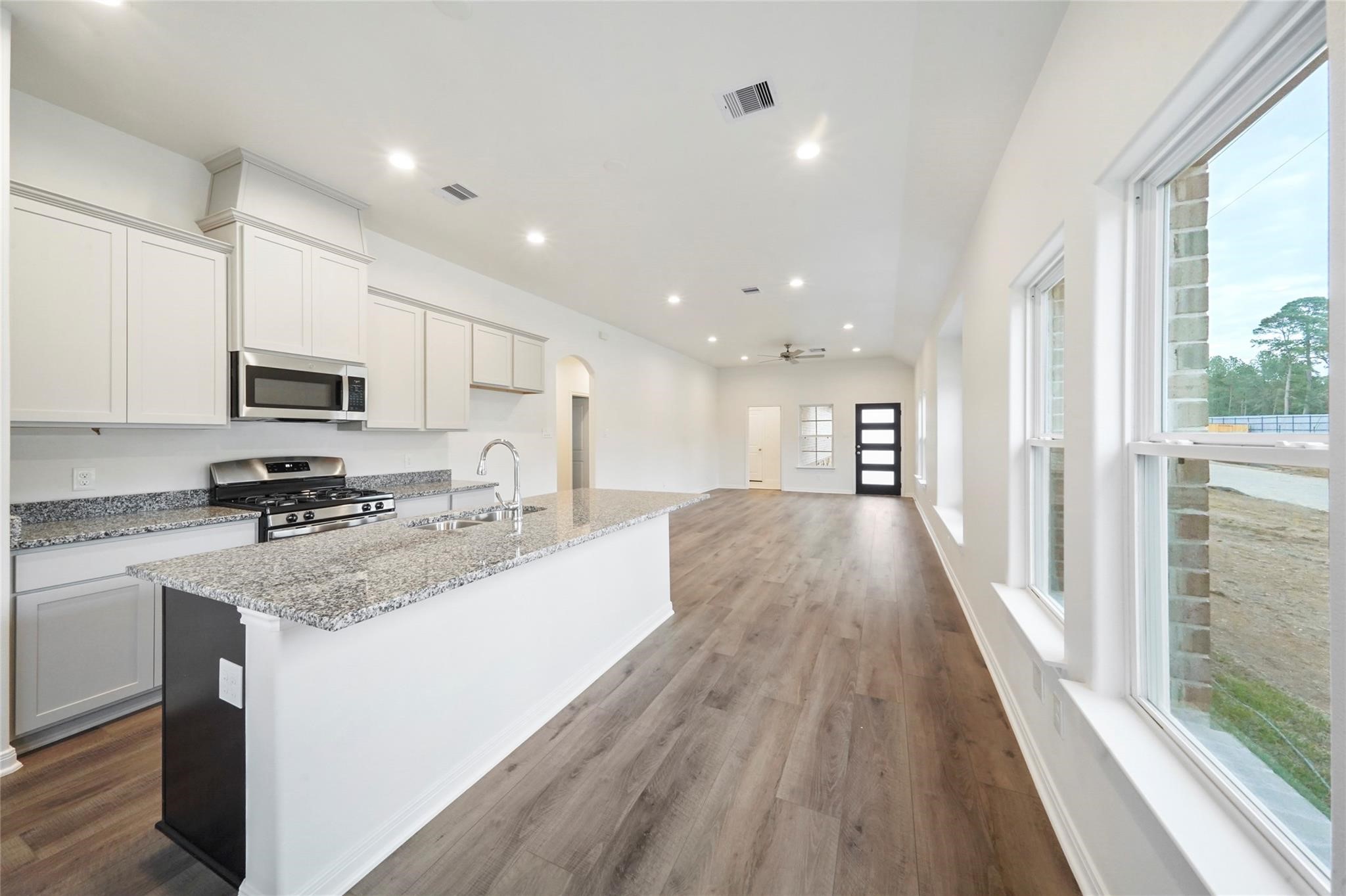 11703 Eclipse Drive, Willis, TX, 77318 | 66097613 | Realty Texas LLC