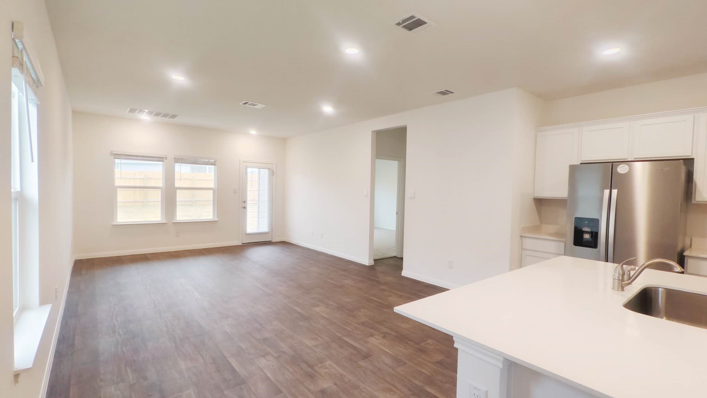 302 Gladiola LOOP, Kyle, TX, 78640 | 8151358 | Realty Texas LLC