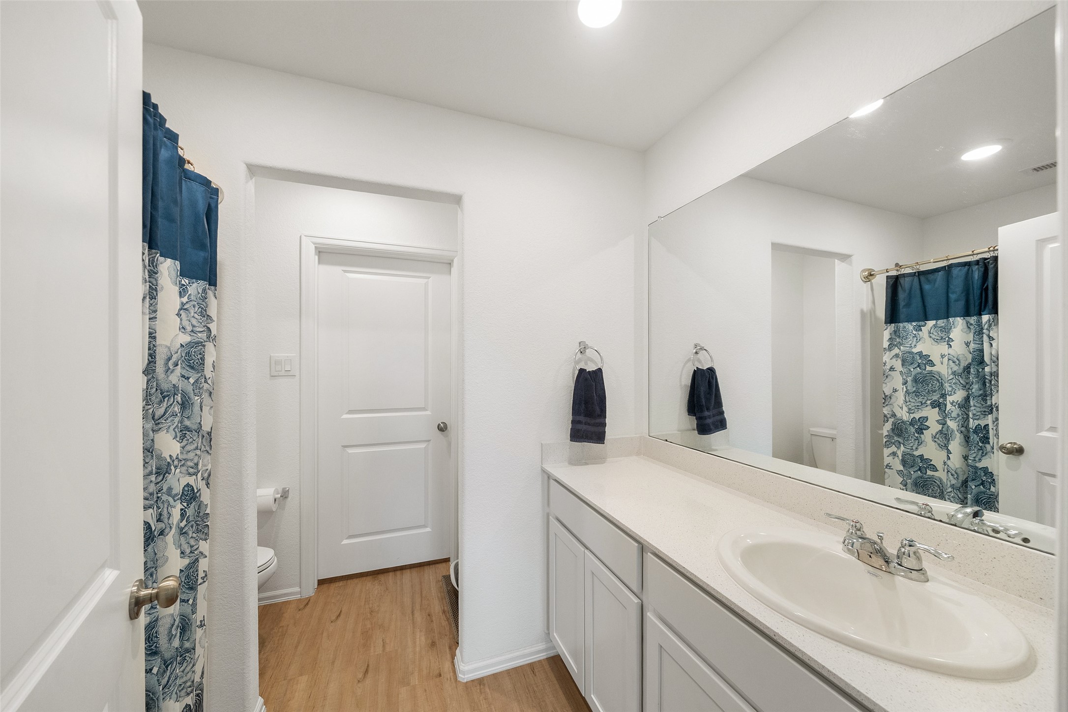 234 Bennett Loop, Angleton, TX, 77515 | 68368697 | Realty Texas LLC