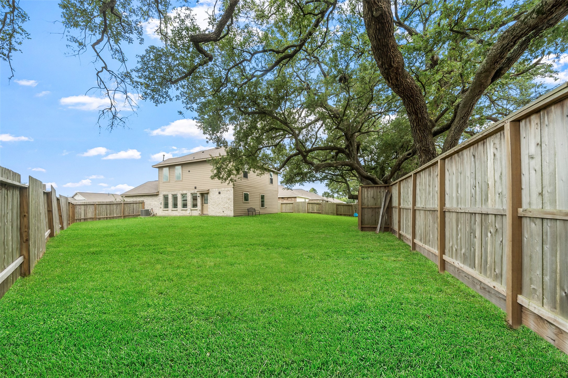 234 Bennett Loop, Angleton, TX, 77515 | 68368697 | Realty Texas LLC