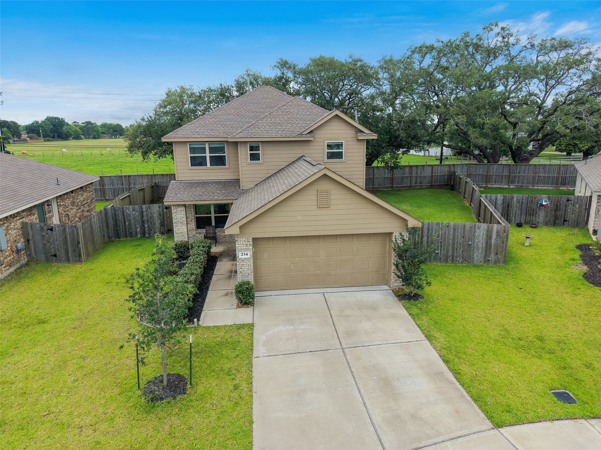 234 Bennett Loop, Angleton, TX, 77515 | 68368697 | Realty Texas LLC