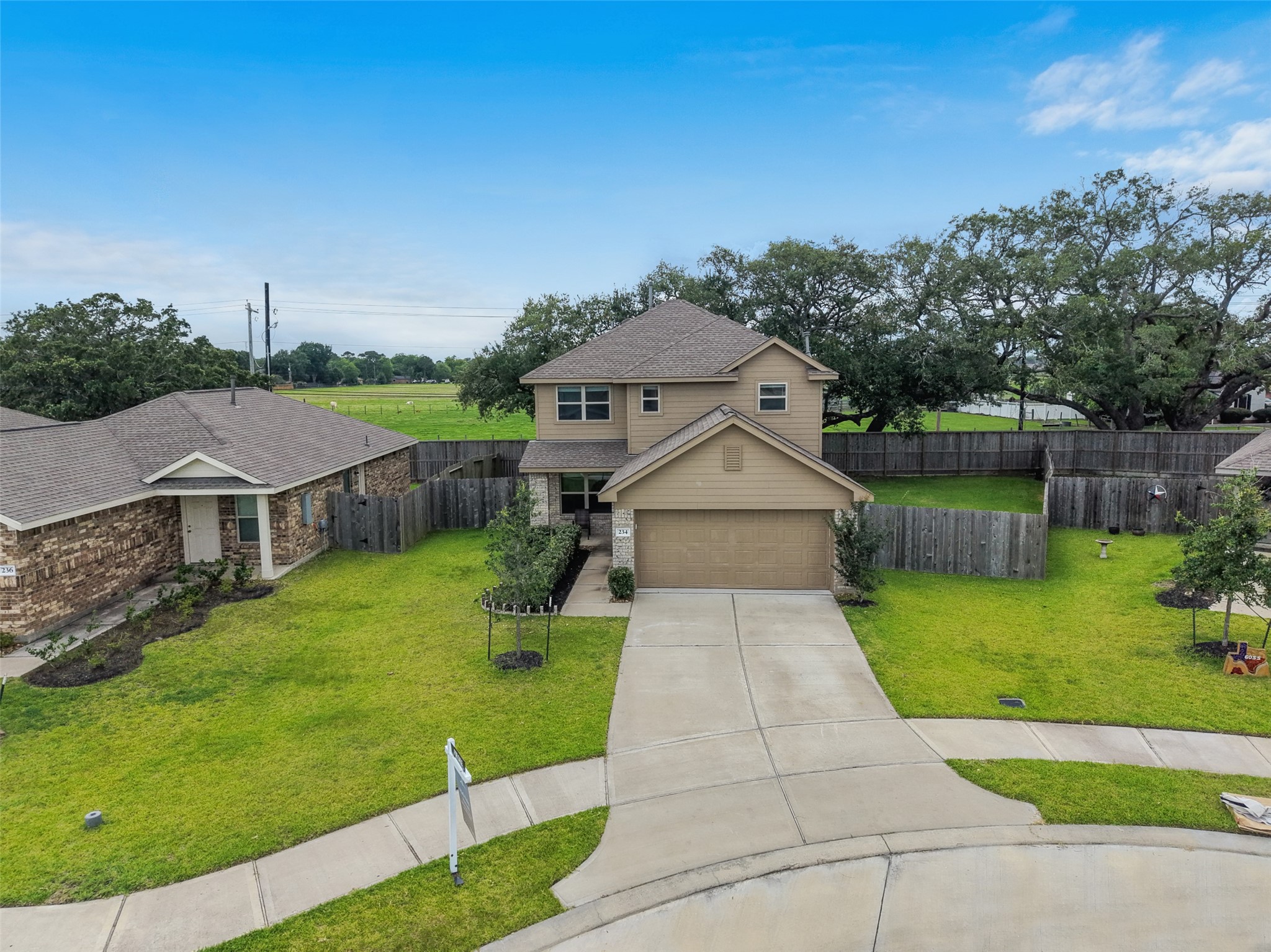 234 Bennett Loop, Angleton, TX, 77515 | 68368697 | Realty Texas LLC