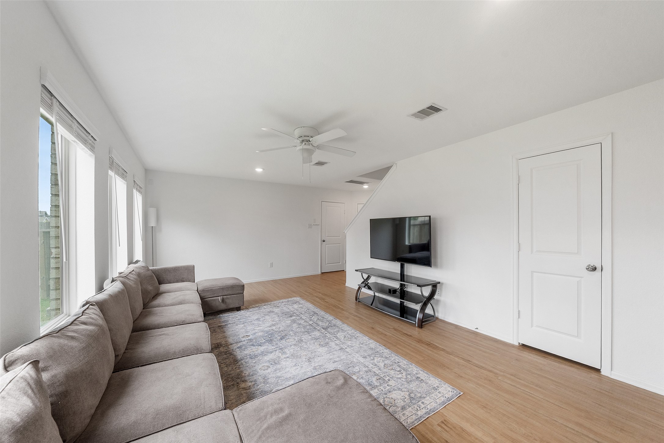 234 Bennett Loop, Angleton, TX, 77515 | 68368697 | Realty Texas LLC