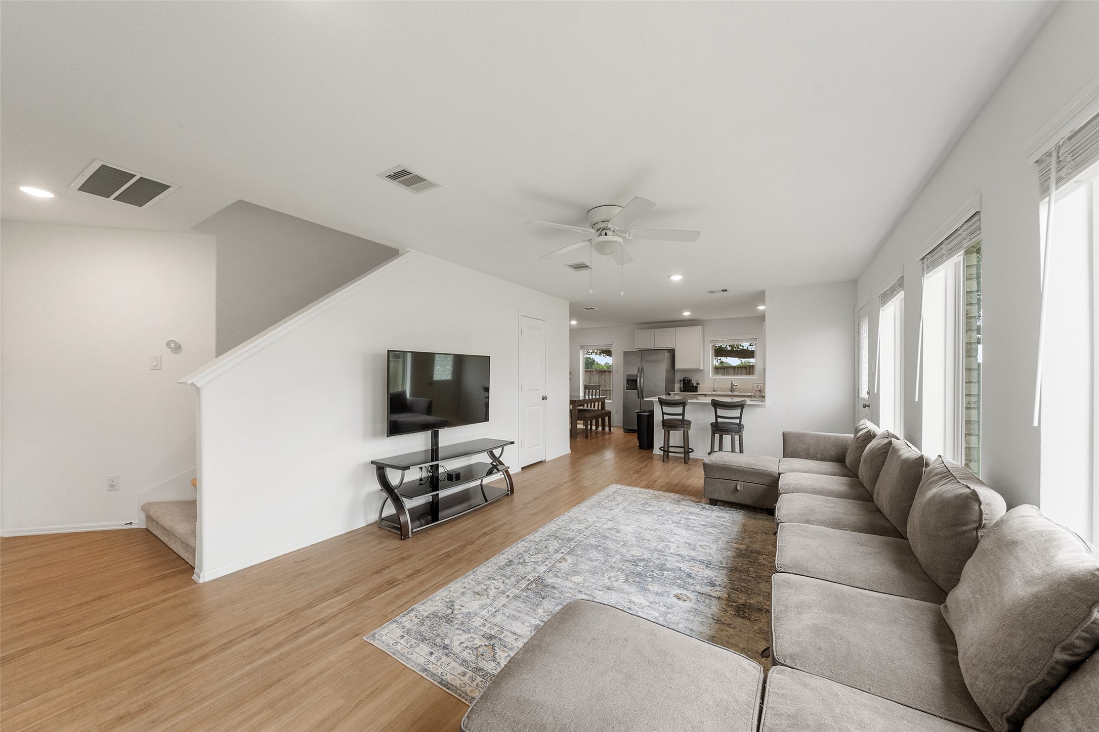 234 Bennett Loop, Angleton, TX, 77515 | 68368697 | Realty Texas LLC