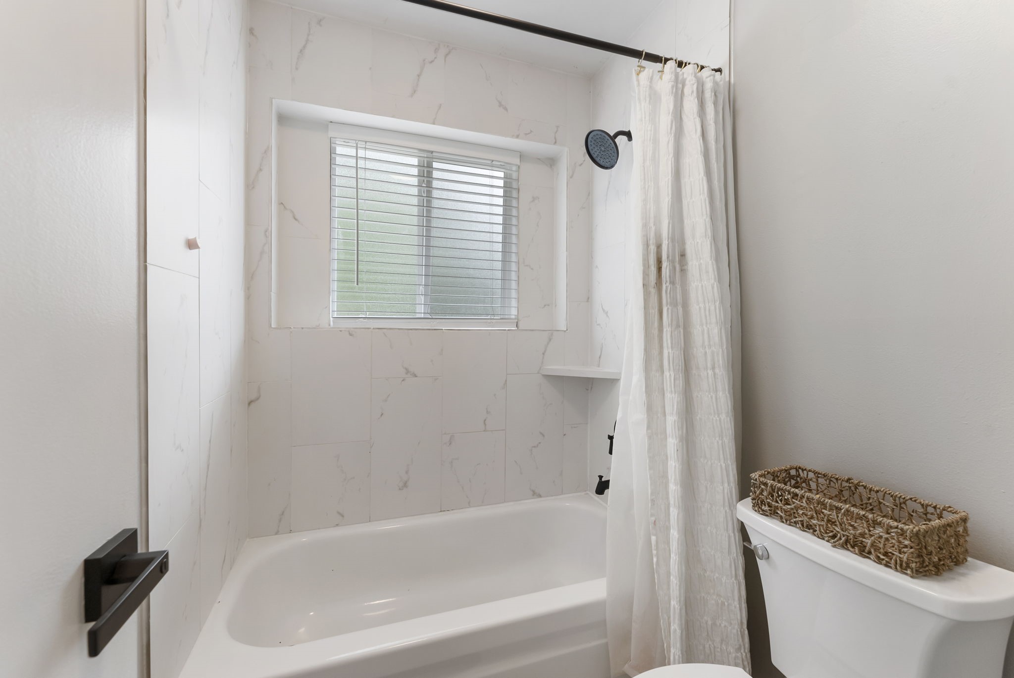 10 E White Willow Circle, Spring, TX, 77381 | 12993160 | Realty Texas LLC