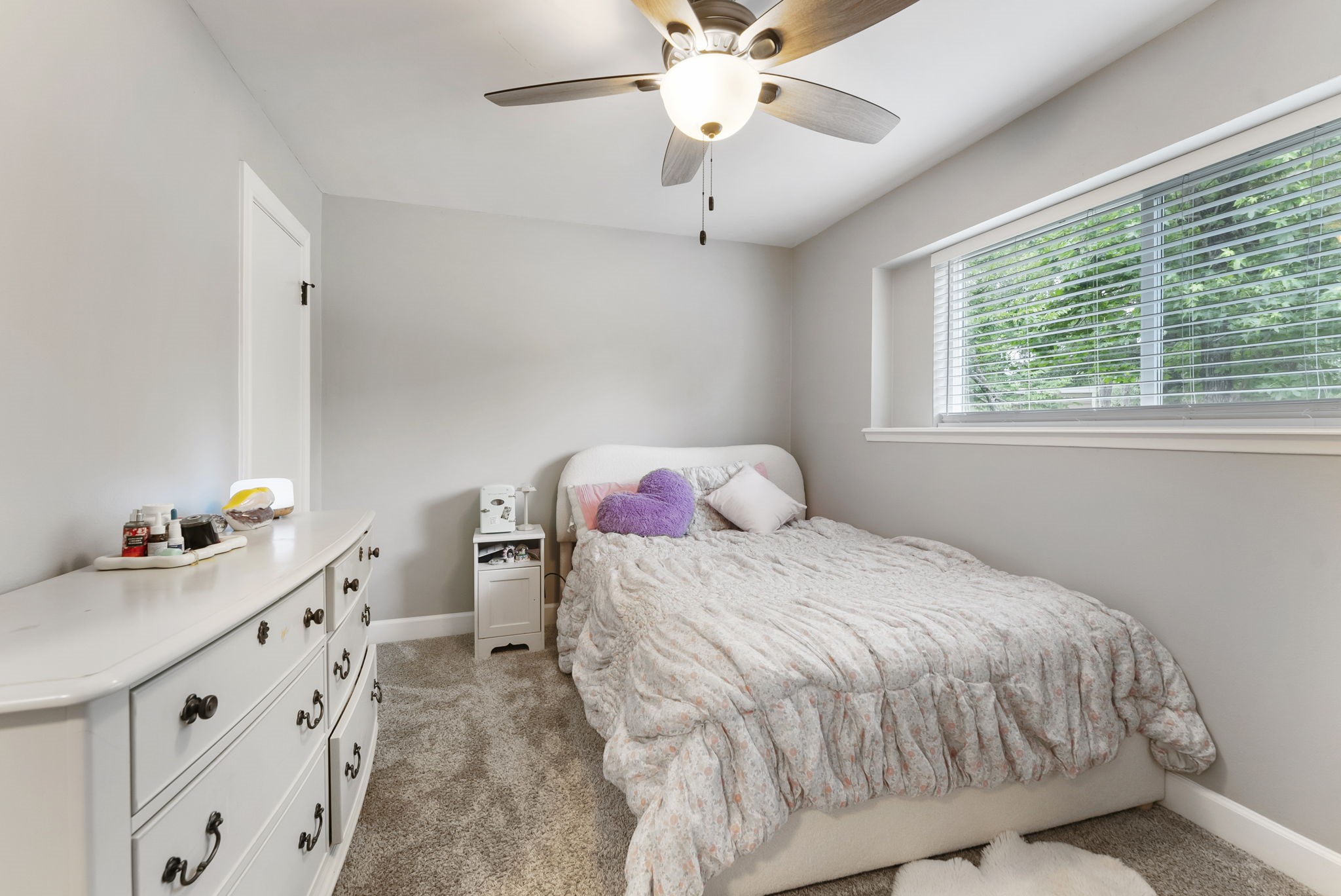 10 E White Willow Circle, Spring, TX, 77381 | 12993160 | Realty Texas LLC