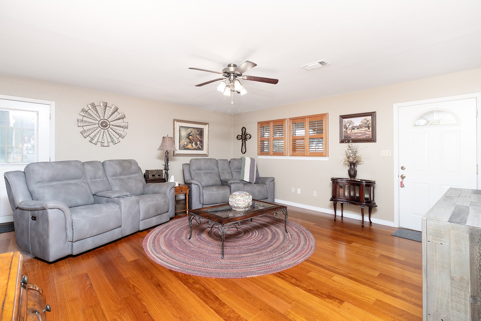 307 E Loop Drive, Brady, TX, 76825 | 21292943 | Realty Texas LLC