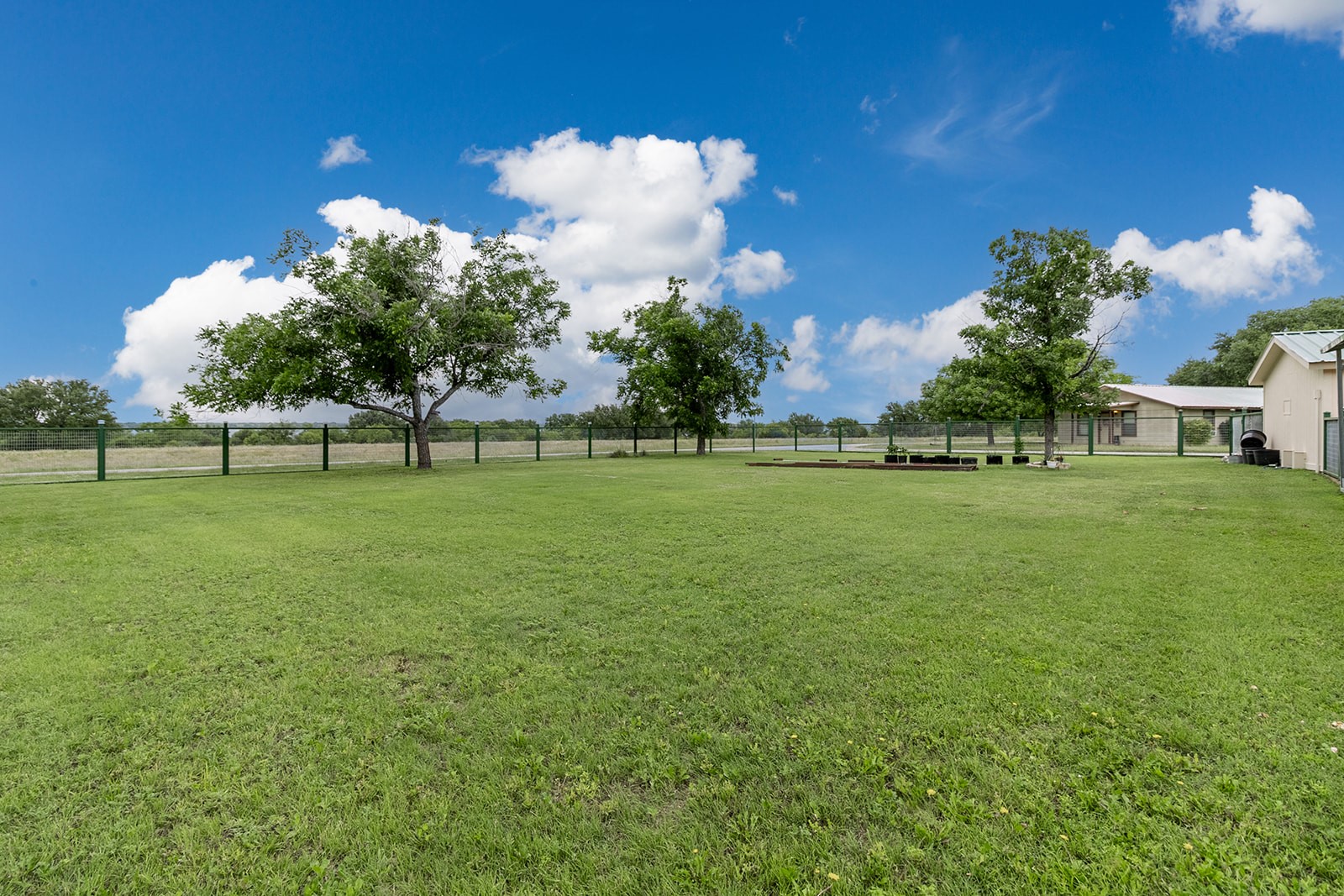 307 E Loop Drive, Brady, TX, 76825 | 21292943 | Realty Texas LLC