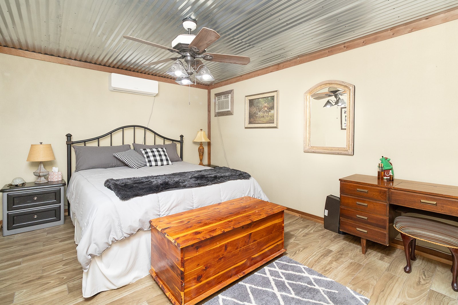 307 E Loop Drive, Brady, TX, 76825 | 21292943 | Realty Texas LLC