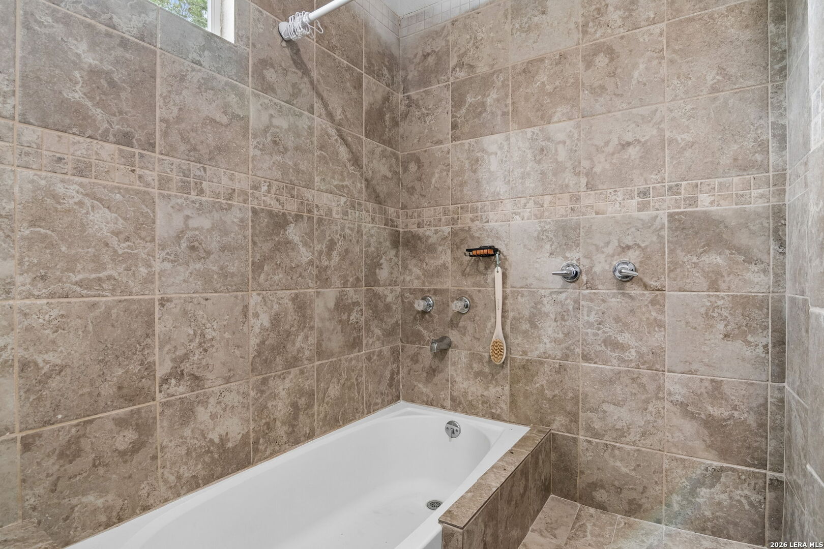 810 Lamar, Luling, TX, 78648 | 1960714 | Realty Texas LLC