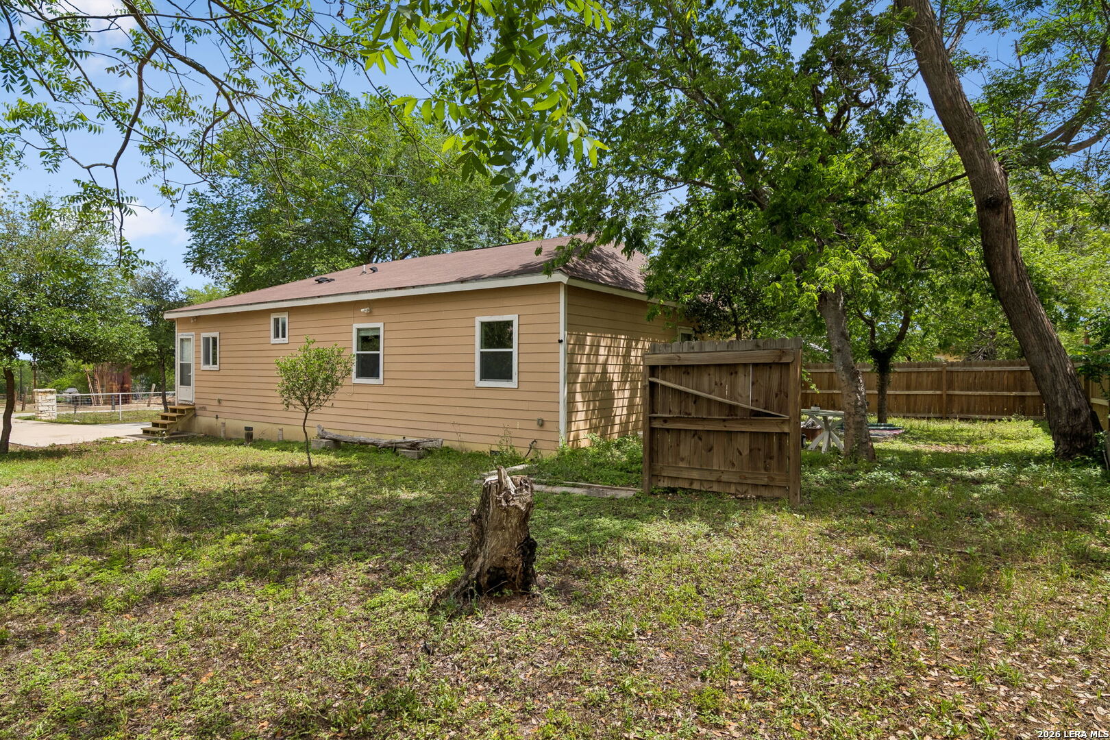 810 Lamar, Luling, TX, 78648 | 1960714 | Realty Texas LLC