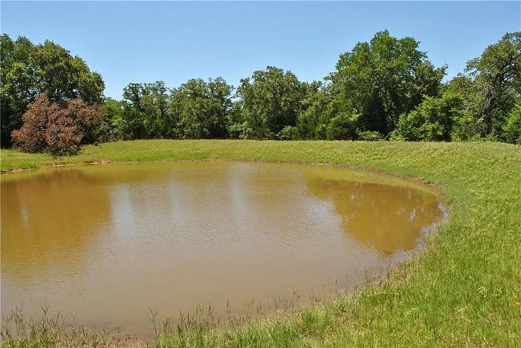 21741 E Interstate 10, Luling, TX, 78648 | 6094616 | Realty Texas LLC