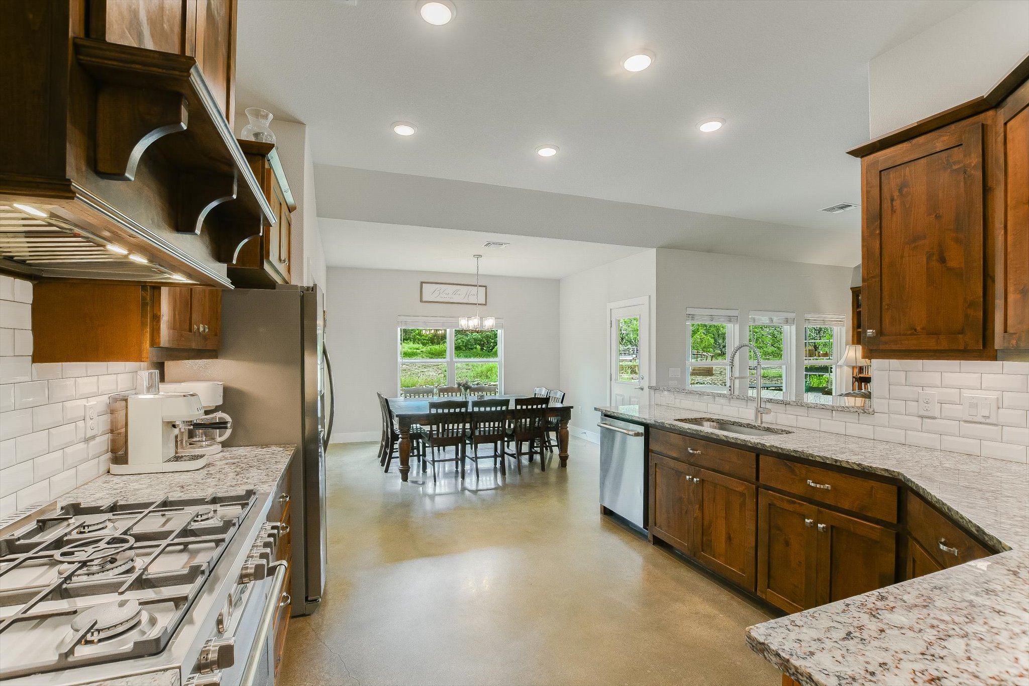 520 Murphy DR, Bertram, TX, 78605 | 9470696 | Realty Texas LLC