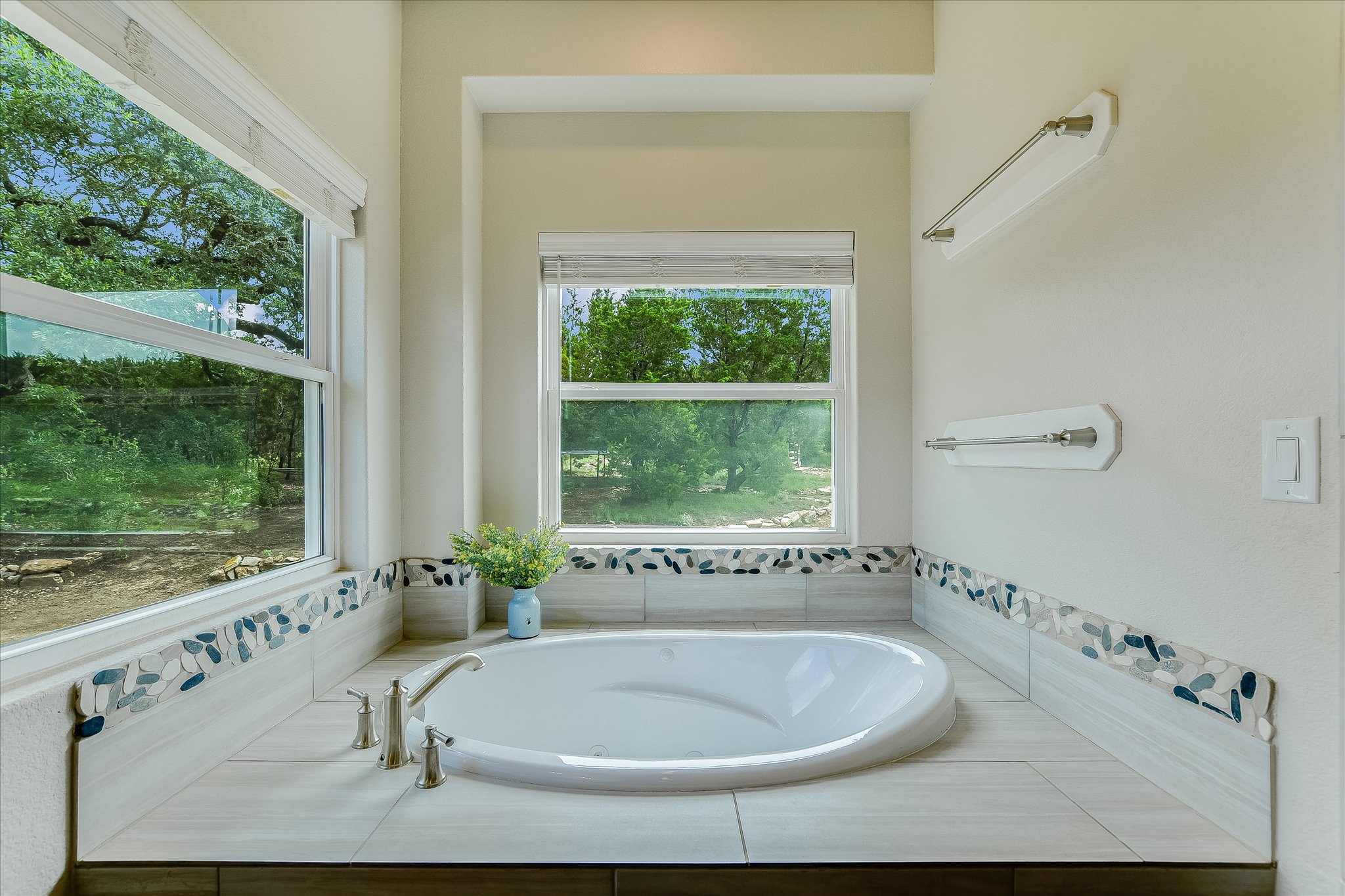 520 Murphy DR, Bertram, TX, 78605 | 9470696 | Realty Texas LLC
