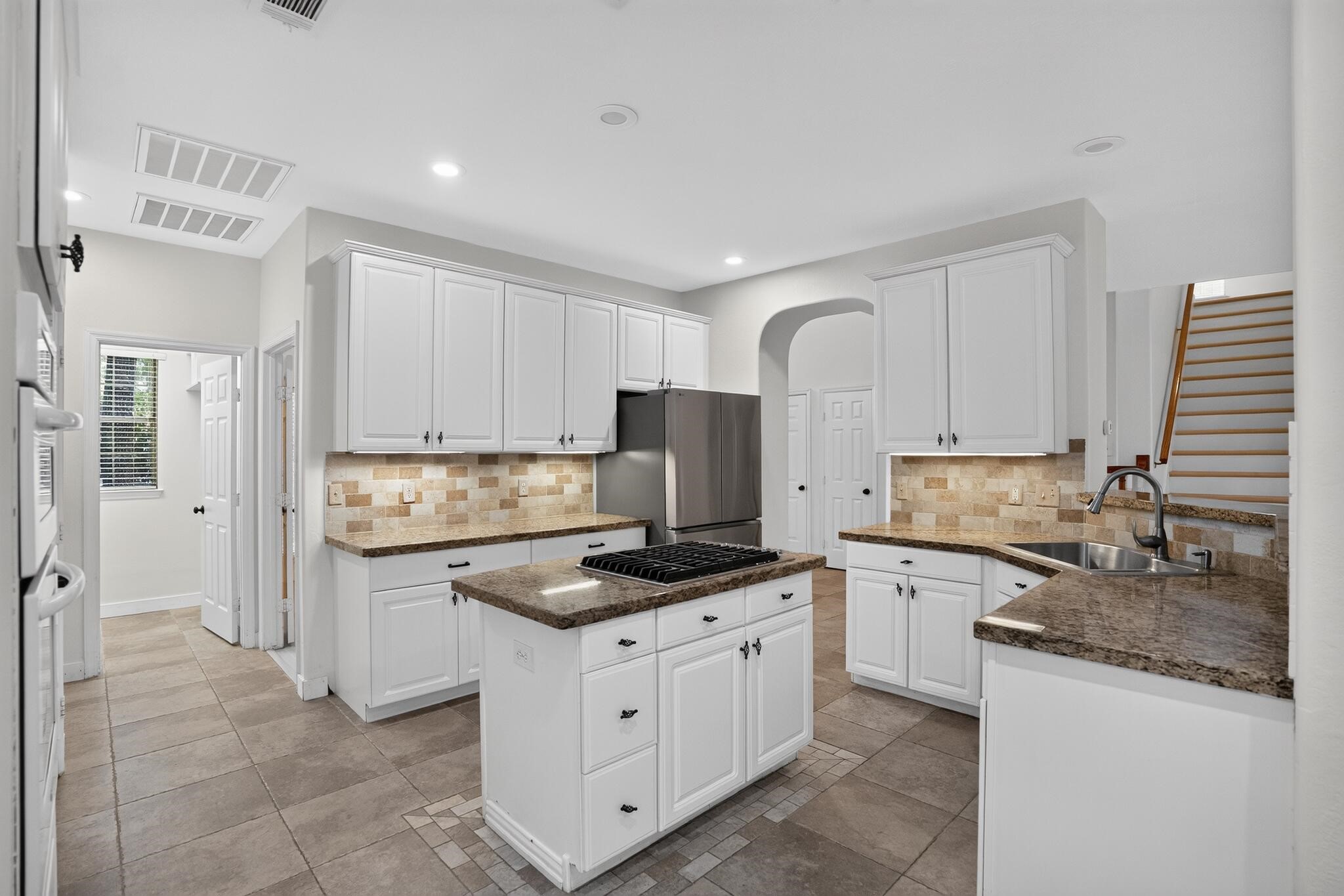 22 E Sterling Pond Circle, Spring, TX, 77382 | 93715906 | Realty Texas LLC