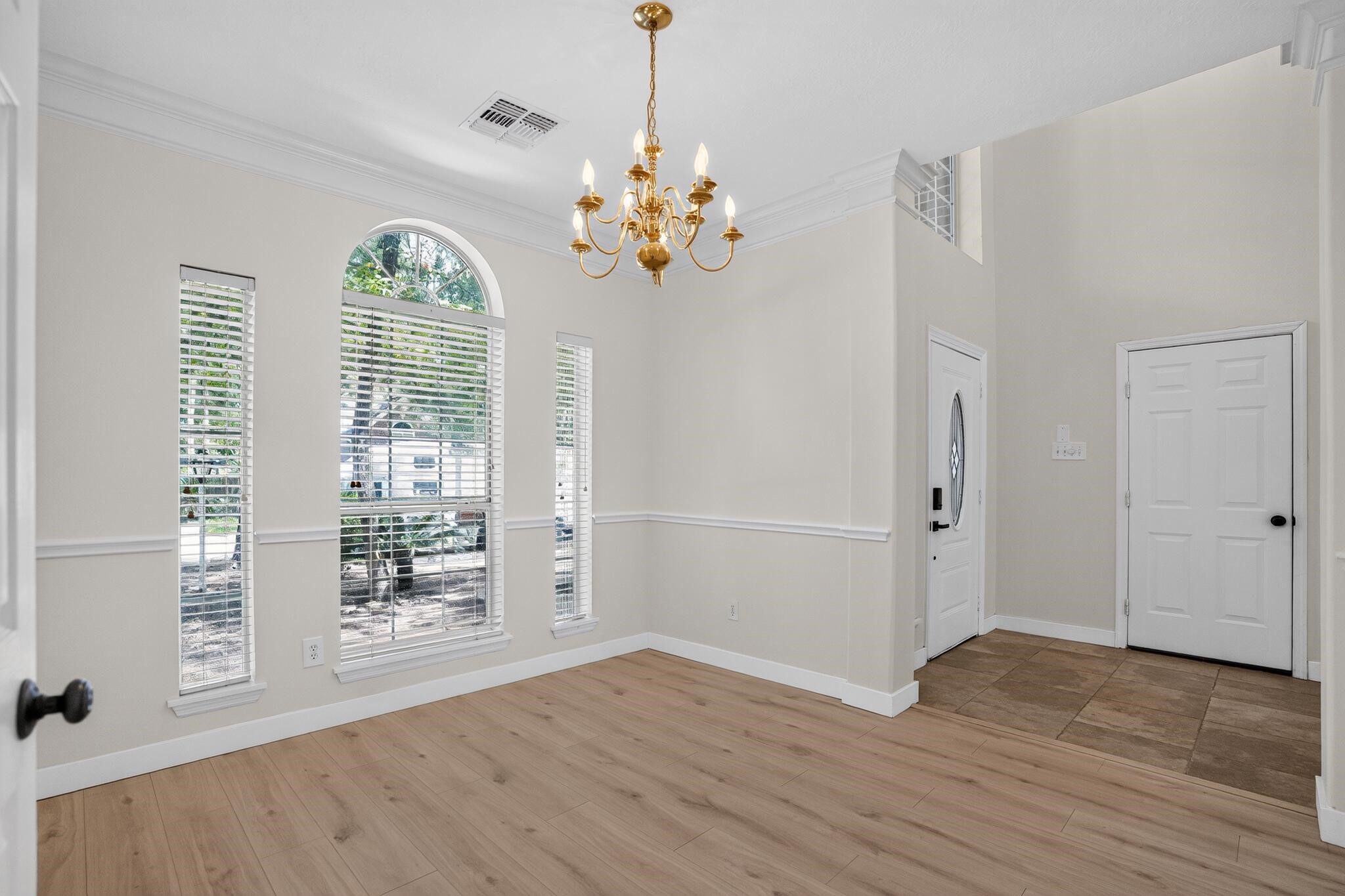 22 E Sterling Pond Circle, Spring, TX, 77382 | 93715906 | Realty Texas LLC