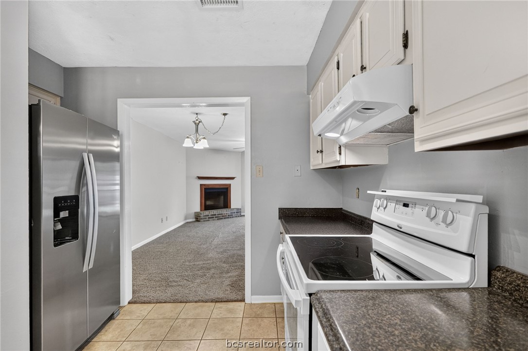 2822 Oakside Drive, Bryan, TX, 77802 | 26007136 | Realty Texas LLC