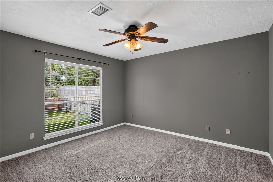 2822 Oakside Drive, Bryan, TX, 77802 | 26007136 | Realty Texas LLC