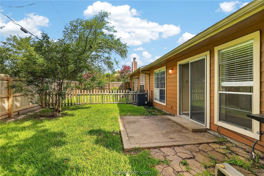 2822 Oakside Drive, Bryan, TX, 77802 | 26007136 | Realty Texas LLC