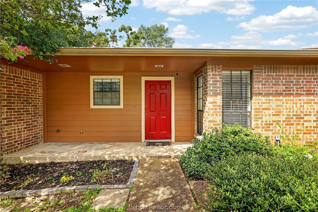 2822 Oakside Drive, Bryan, TX, 77802 | 26007136 | Realty Texas LLC