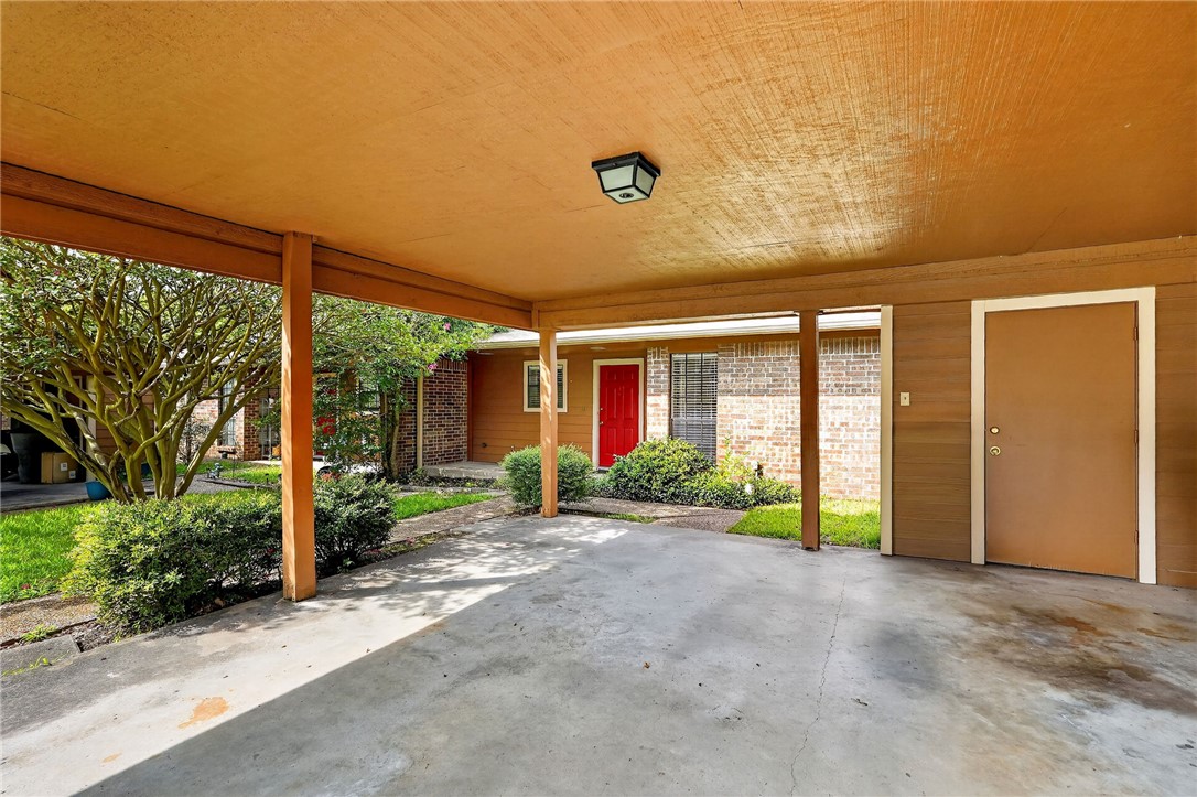2822 Oakside Drive, Bryan, TX, 77802 | 26007136 | Realty Texas LLC