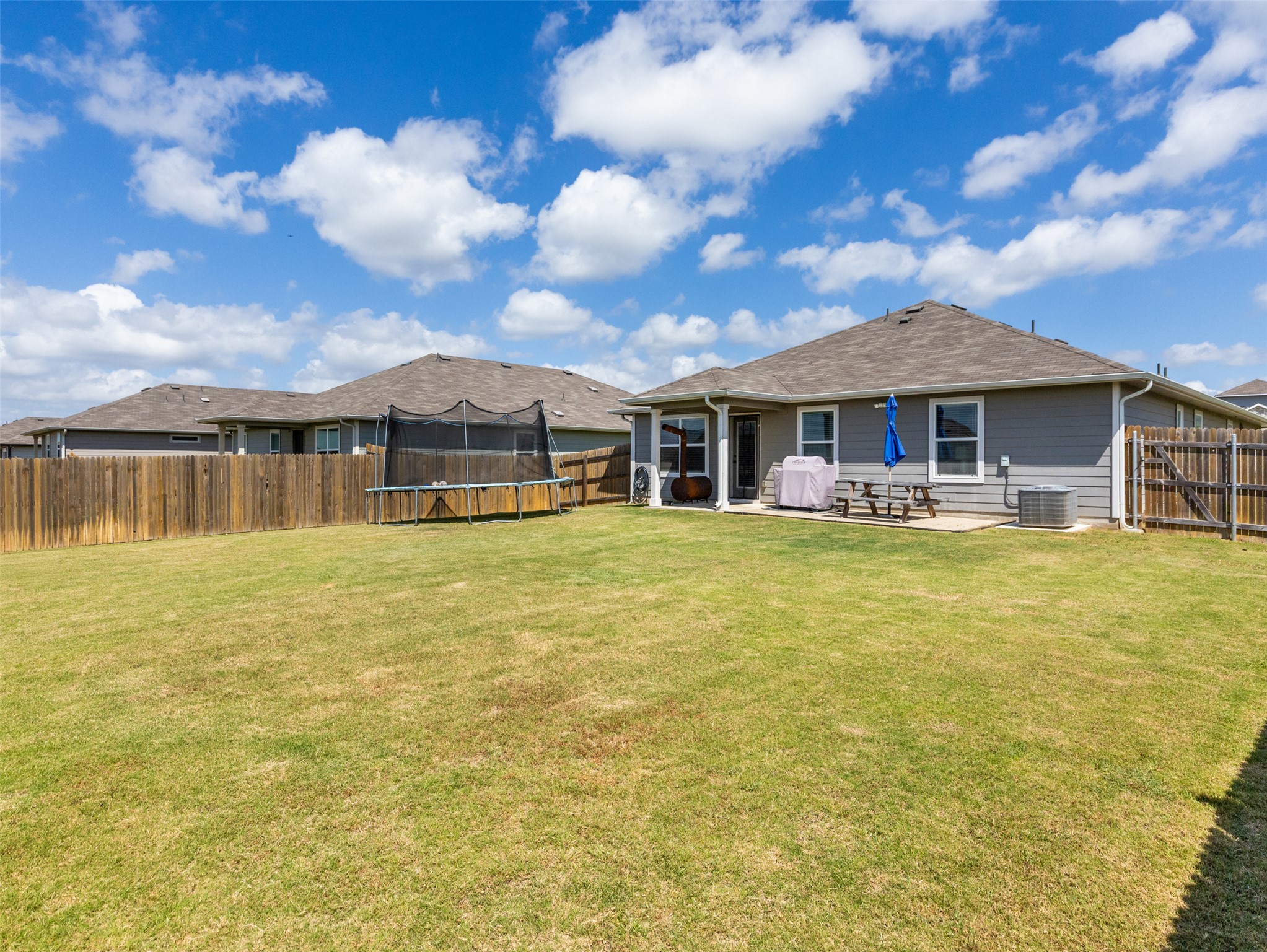 439 Hunter Loop LOOP, Bertram, TX, 78605 | 6647518 | Realty Texas LLC
