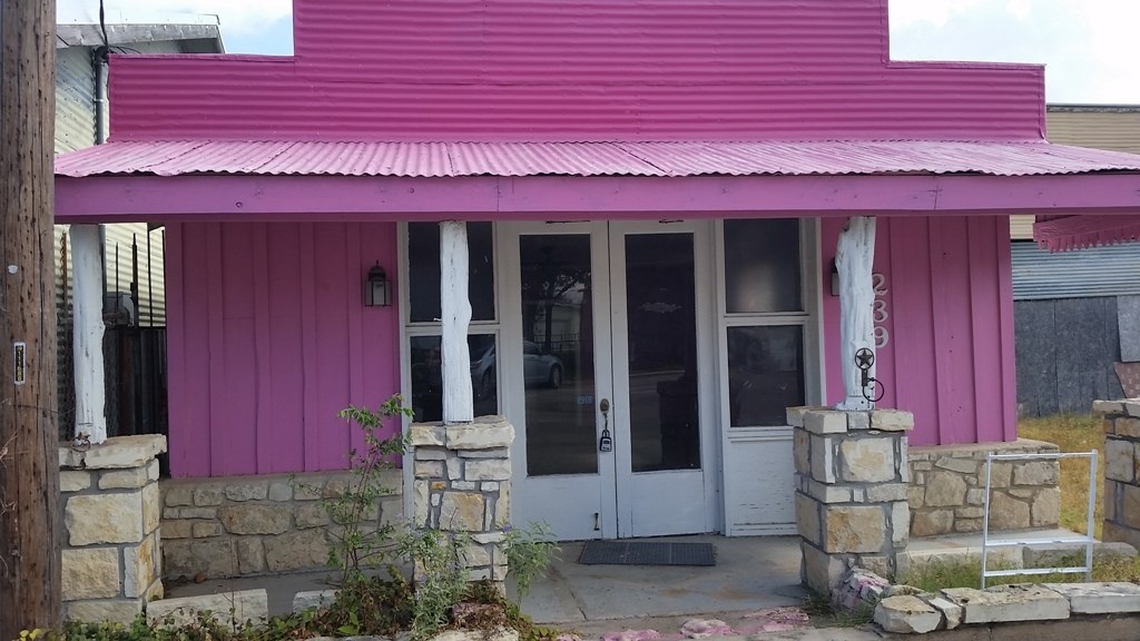 239 E Vaughn ST, Bertram, TX, 78605 | 1780196 | Realty Texas LLC