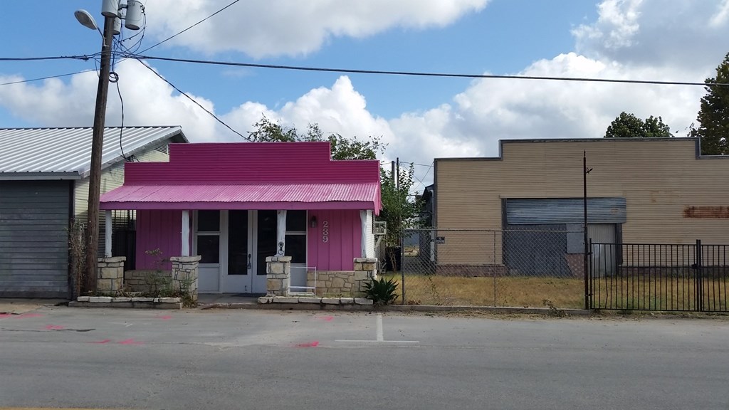 239 E Vaughn ST, Bertram, TX, 78605 | 1780196 | Realty Texas LLC