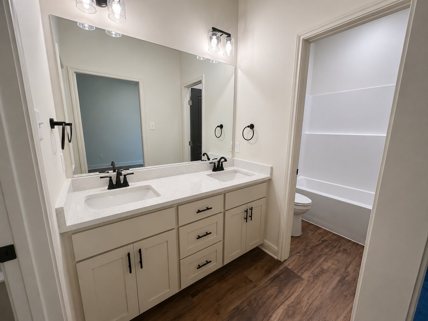 203 E Fleming, Longview, TX, 75604 | 98654428 | Realty Texas LLC