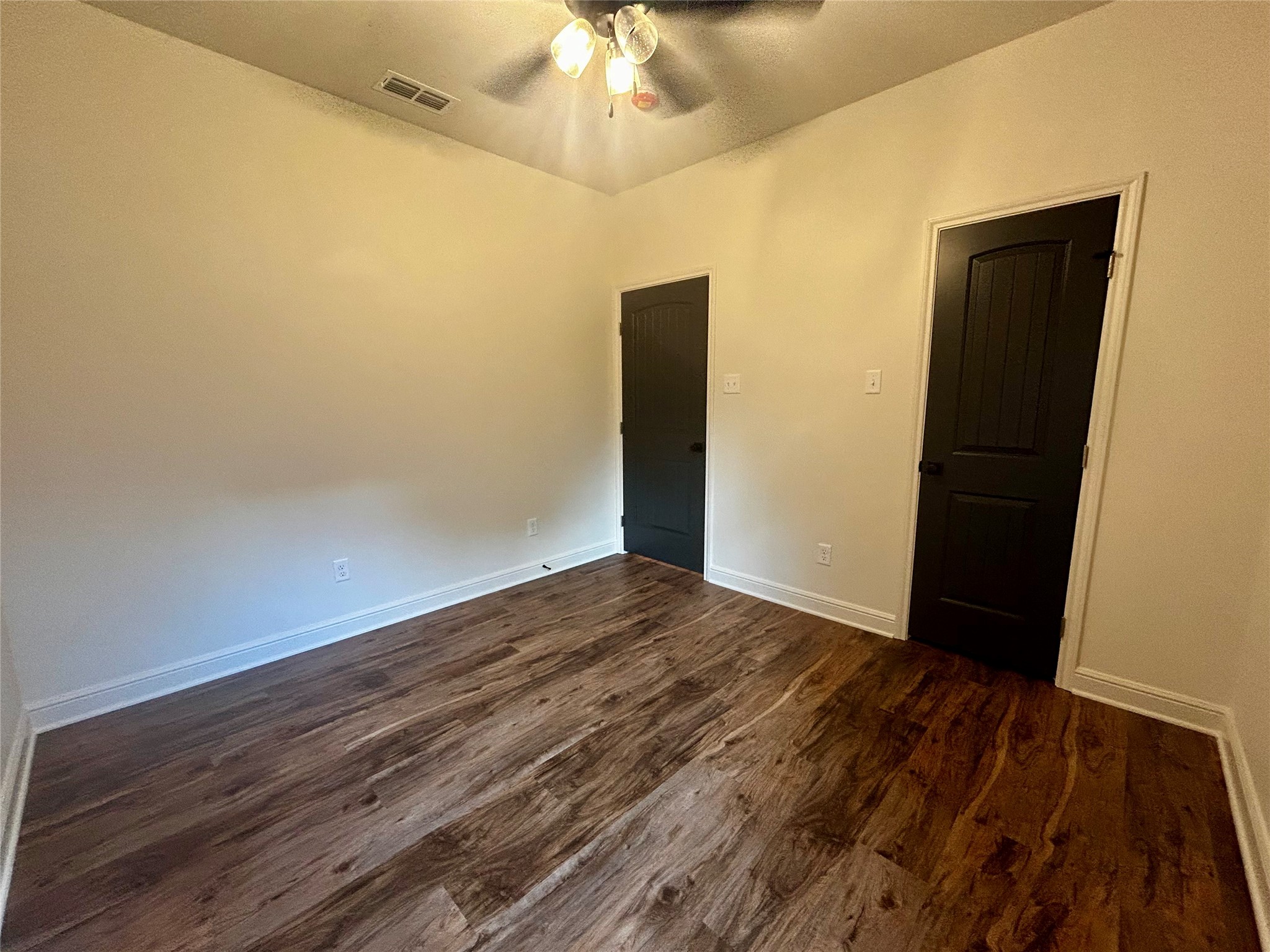 203 E Fleming, Longview, TX, 75604 | 98654428 | Realty Texas LLC