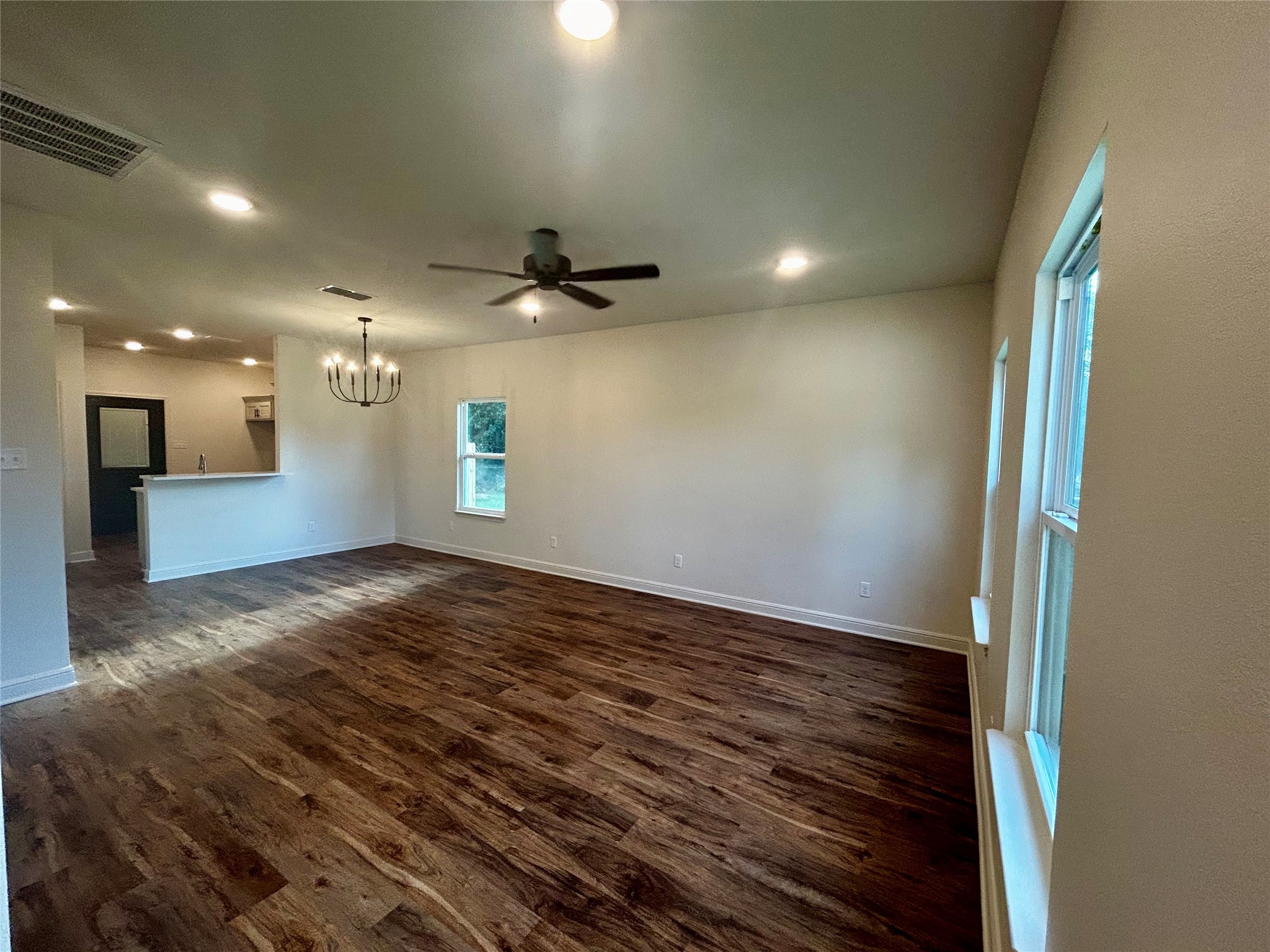 203 E Fleming, Longview, TX, 75604 | 98654428 | Realty Texas LLC