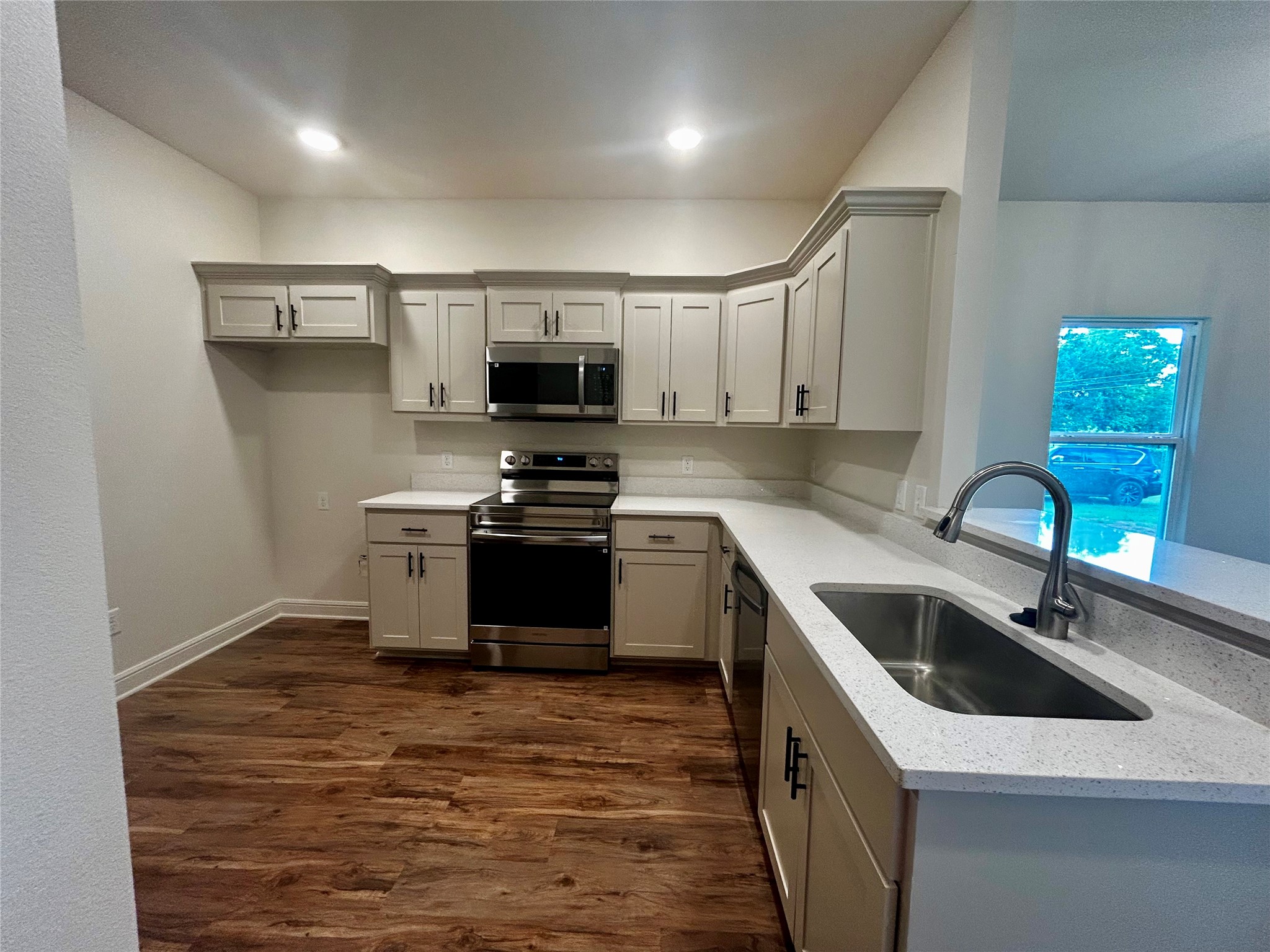 203 E Fleming, Longview, TX, 75604 | 98654428 | Realty Texas LLC