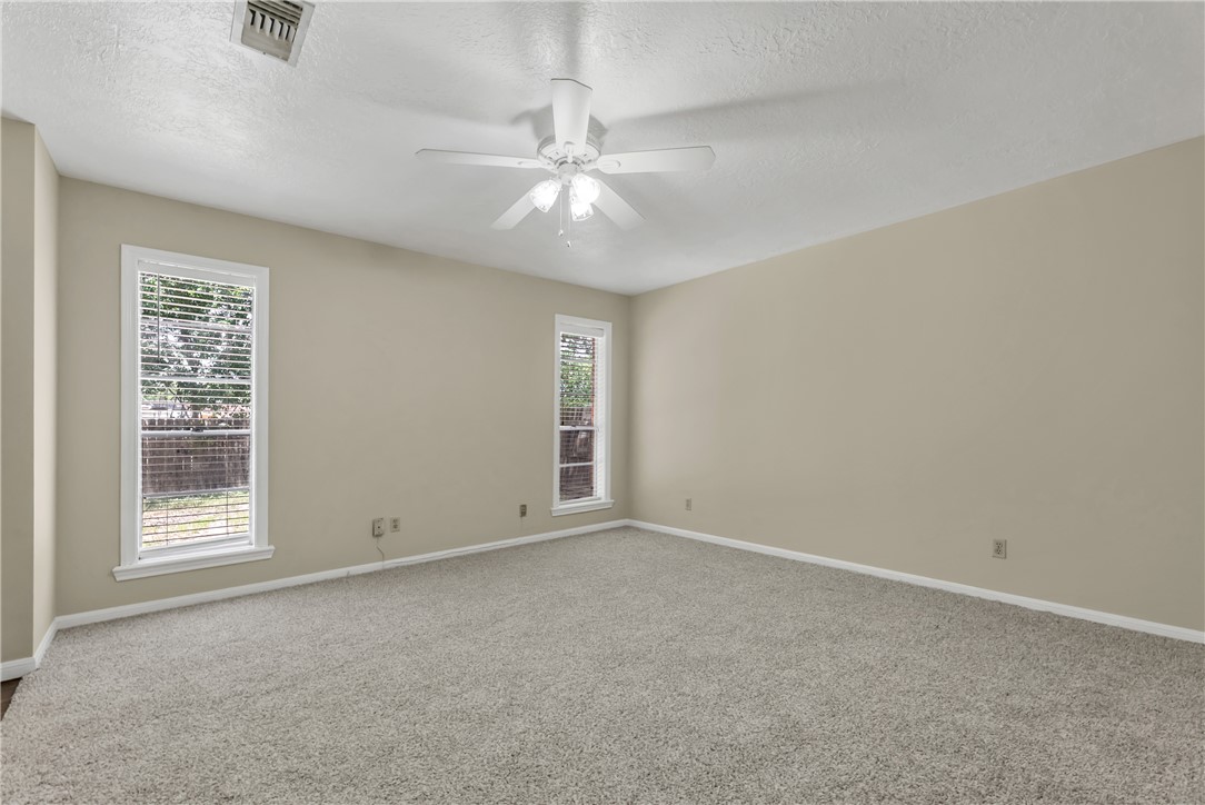3015 Red Robin Loop, Bryan, TX, 77802 | 26009080 | Realty Texas LLC