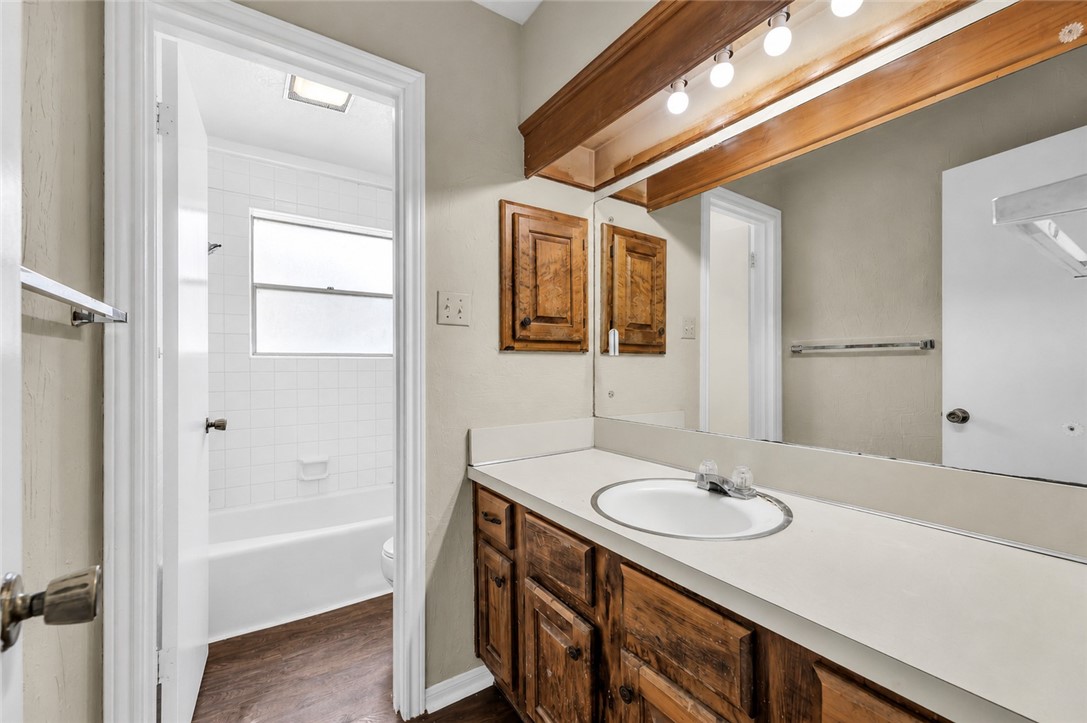 3015 Red Robin Loop, Bryan, TX, 77802 | 26009080 | Realty Texas LLC